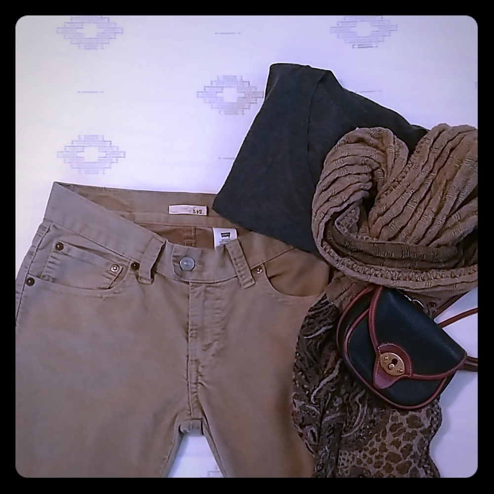 Vintage Levi's 542 low flare corduroy